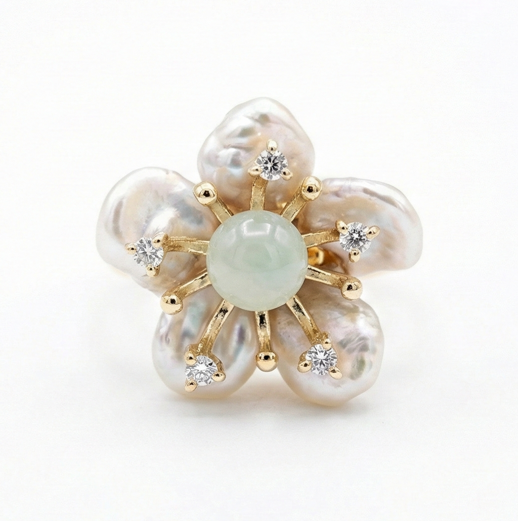 Perlenblüte – Naturstein- & Perlenring aus 925 Silber vergoldet